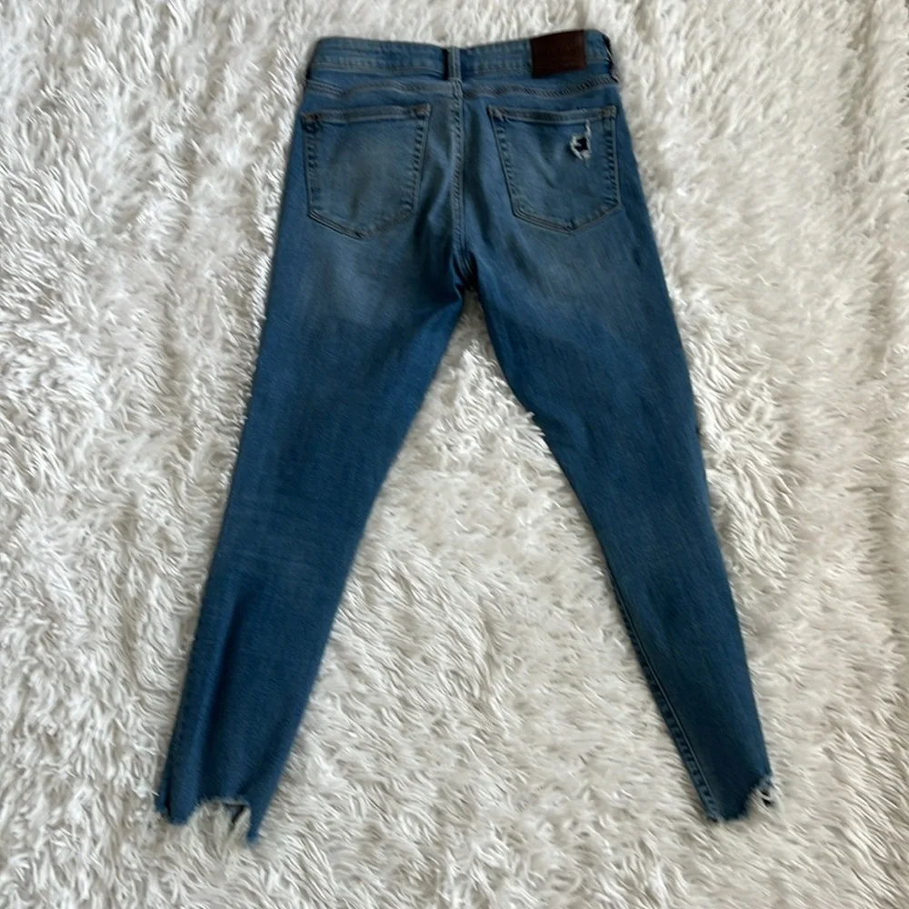 Lucky Brand Ava Skinny Distressed Jeans - Picture 4 of 7